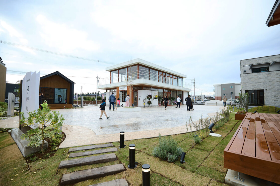 yorimici ロゴ、サインデザイン